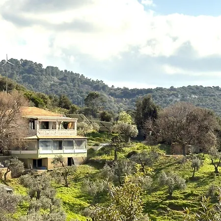 Fournakia For 4, Eco-home In Nature スキアトスタウン